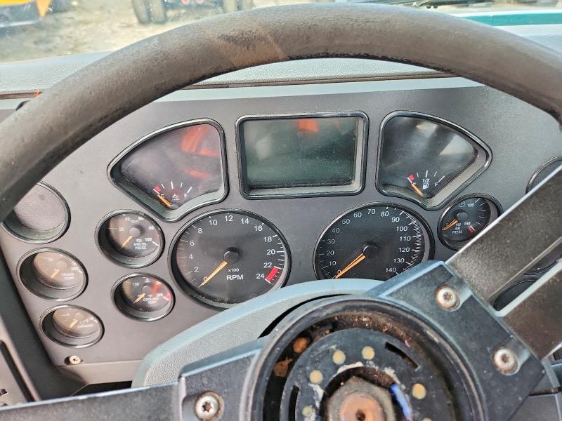 2015 Mack 600 CXU600