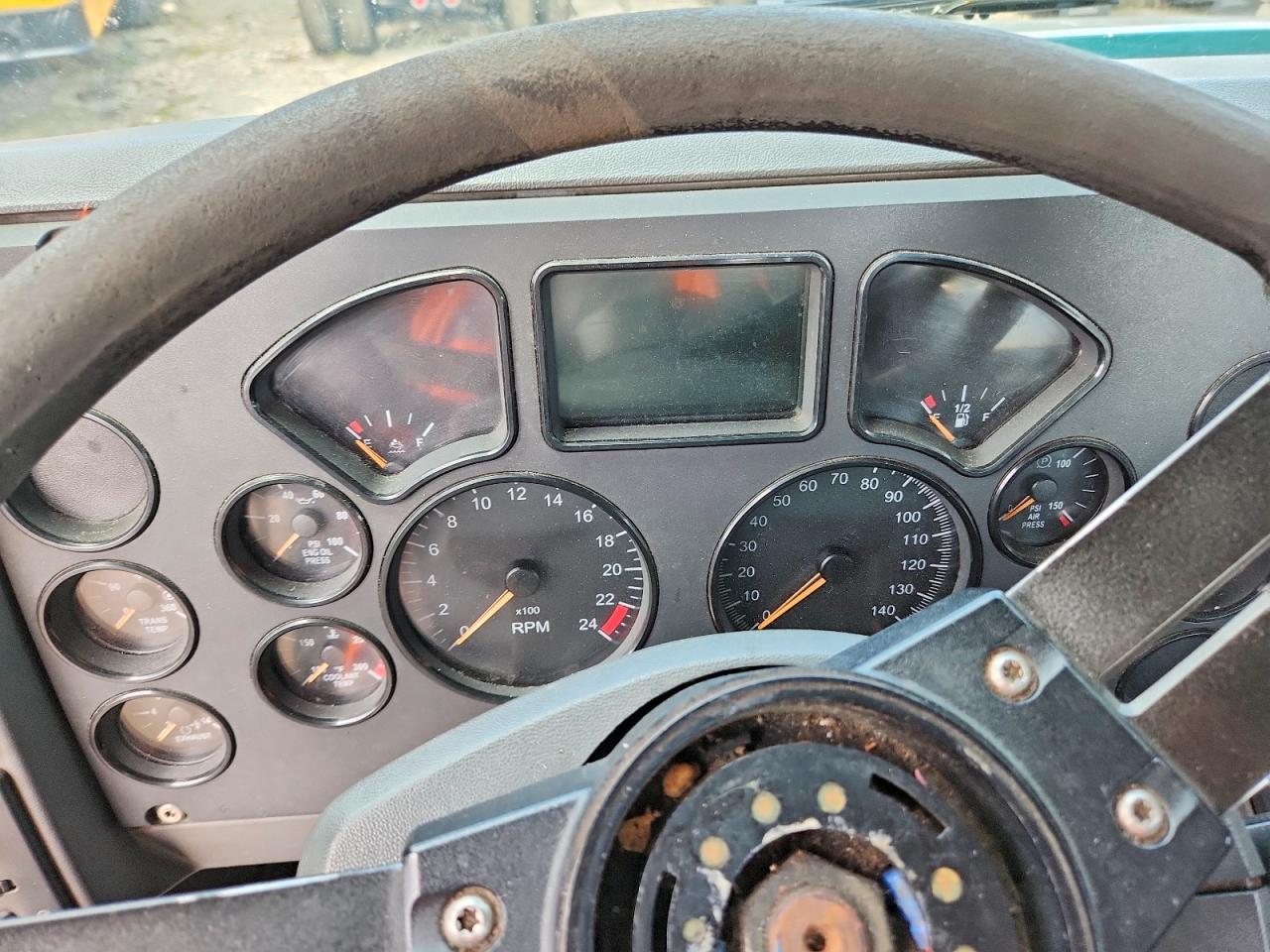 2015 Mack 600 CXU600