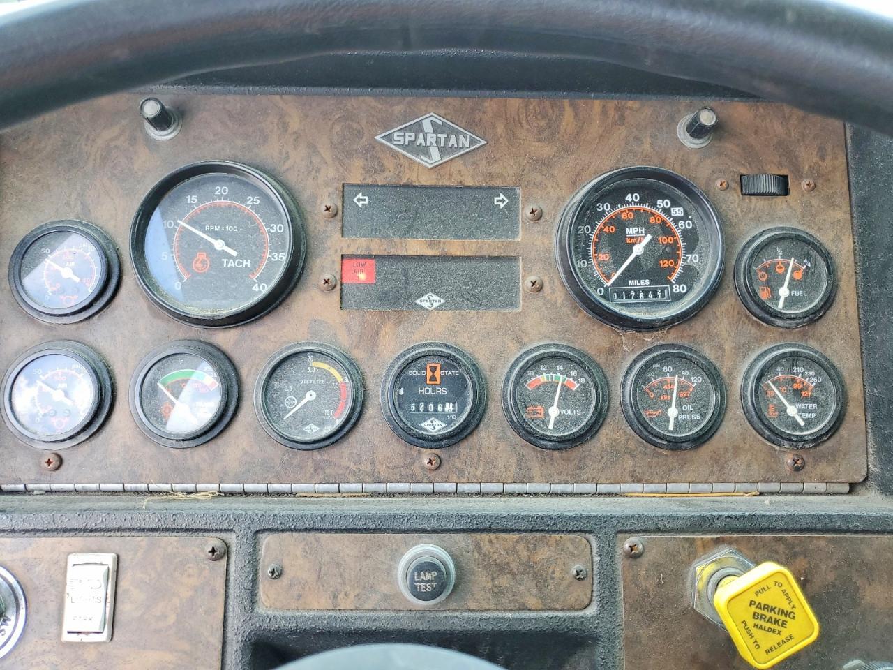 1990 Spartan Motors Diamond Pumper Fire Truck