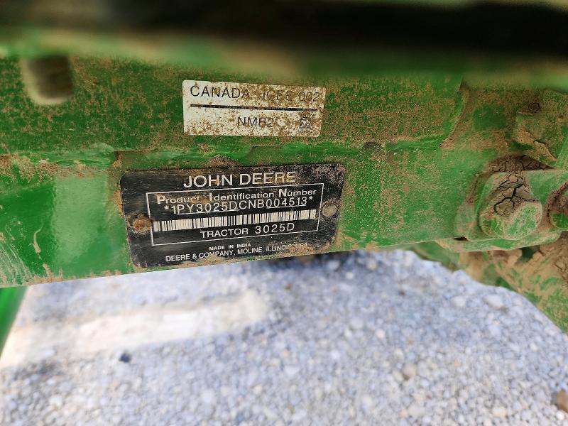 2022 John Deere 300E Tractor