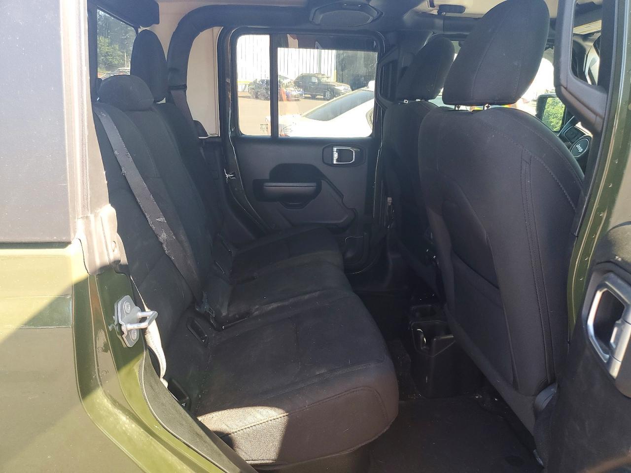 2021 Jeep Gladiator Sport