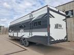 2024 Momentum 2024 Grand Design Momentum Camper