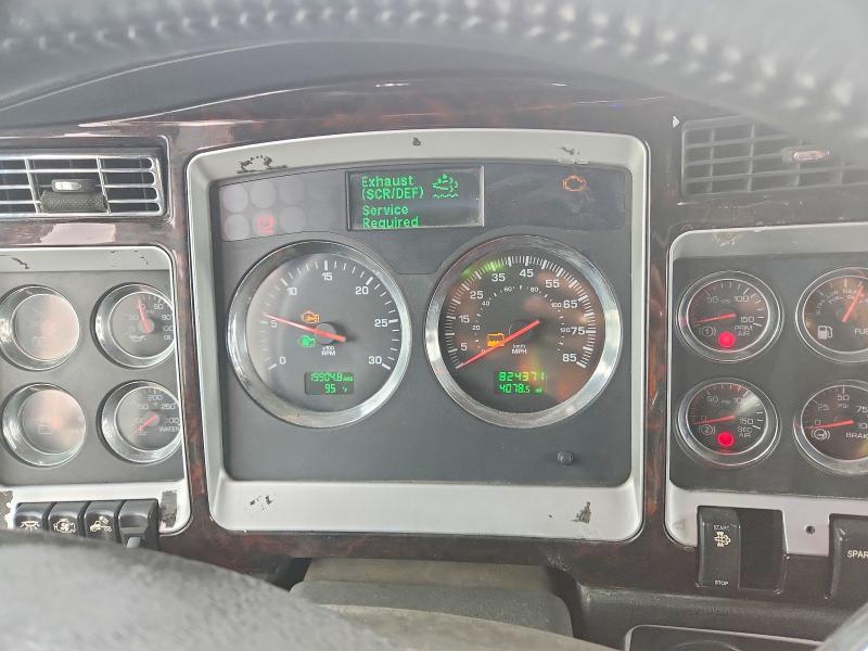 2013 Kenworth Constructi-semi Truck
