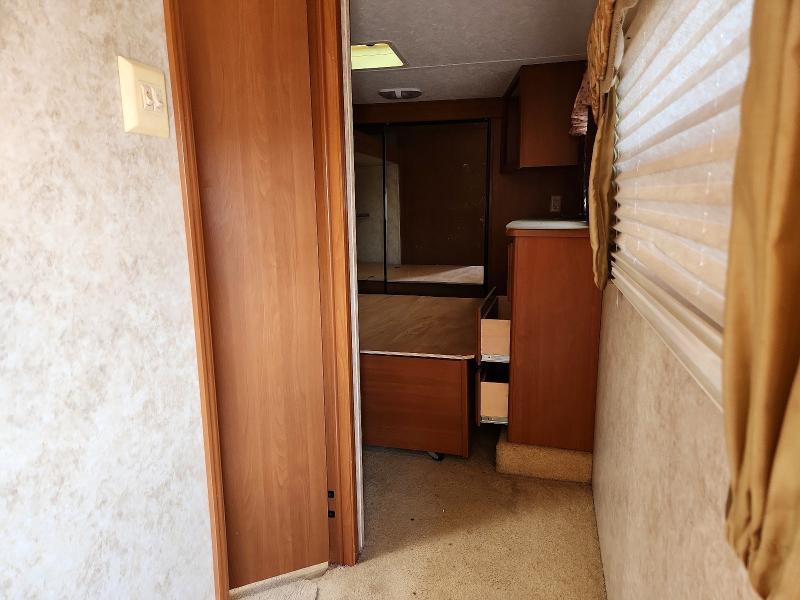2006 Keystone Montana Camper