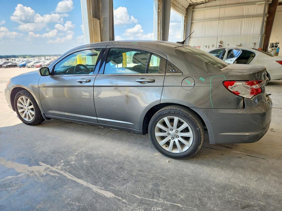 2013 Chrysler 200 Touring