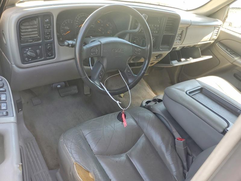 2004 GMC Sierra K2500 Heavy Duty