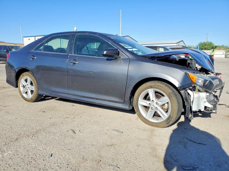 2013 Toyota Camry se