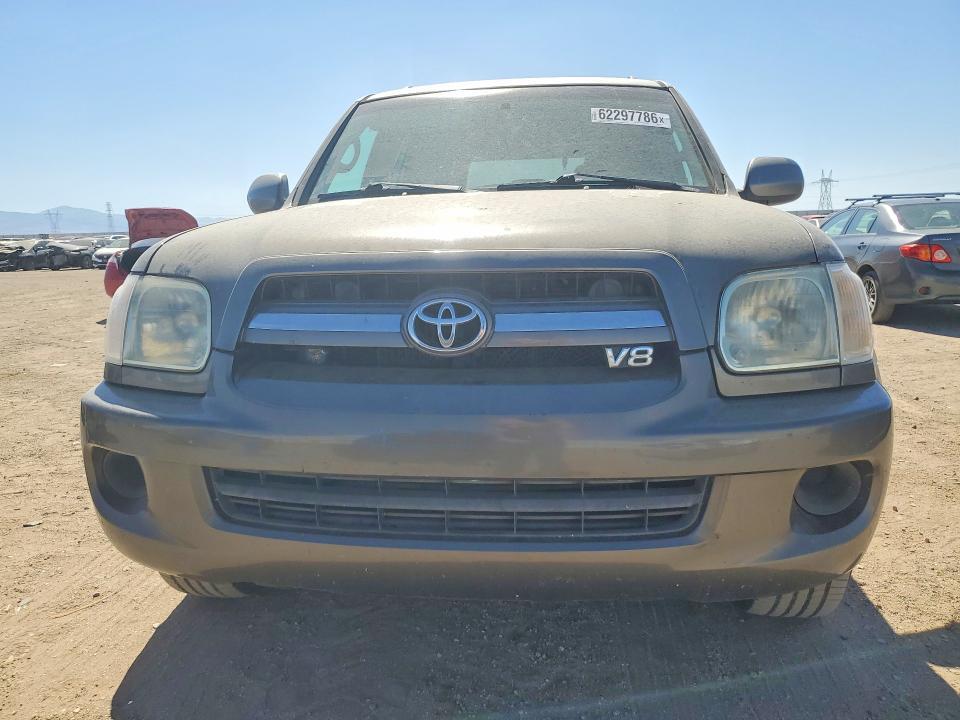 2005 Toyota Sequoia SR5