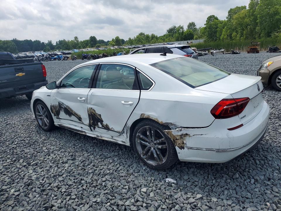 2017 Volkswagen Passat R-line