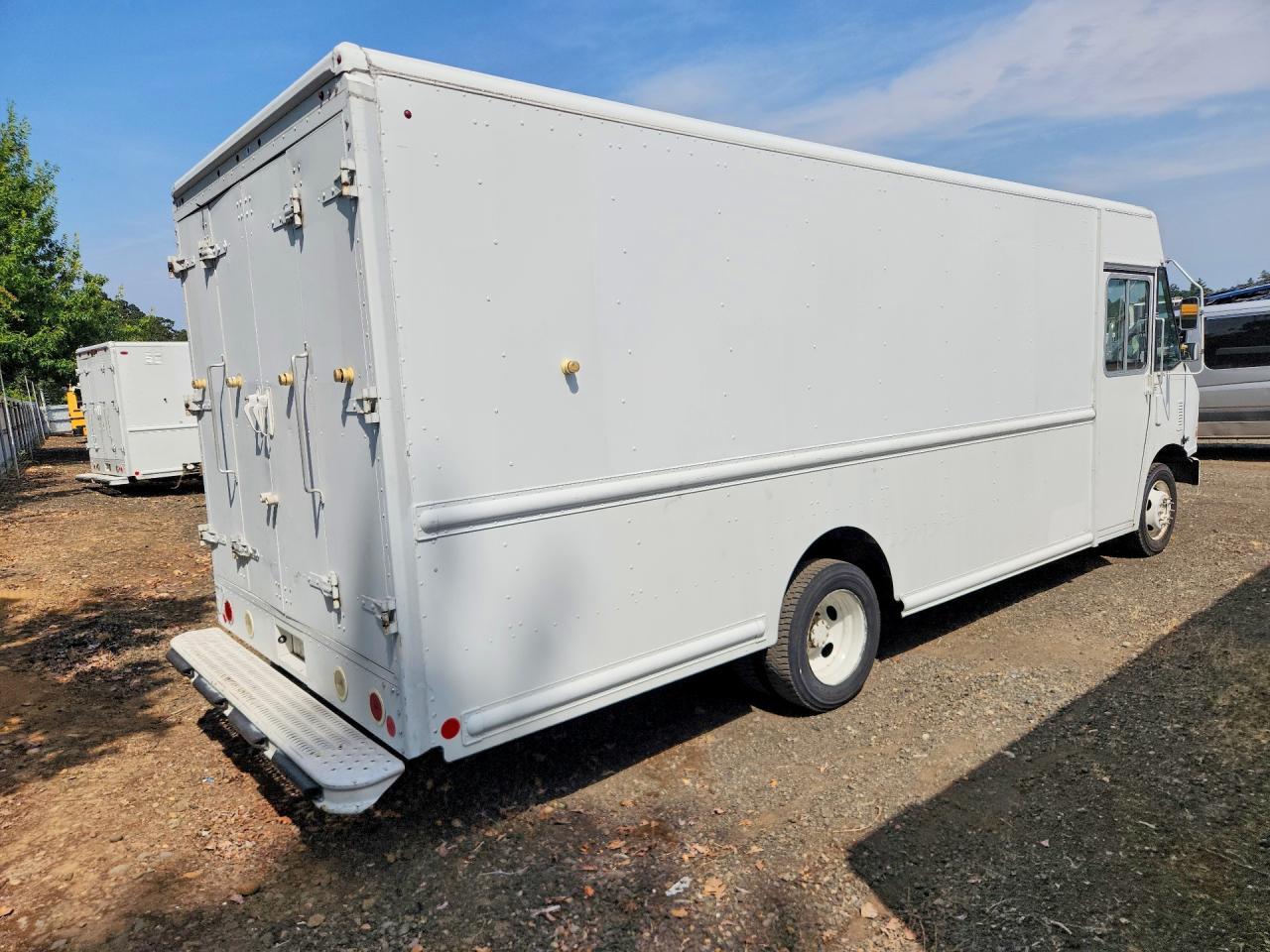 2015 Ford F59 Delivery Truck