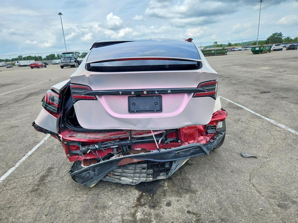 2023 Tesla Model x