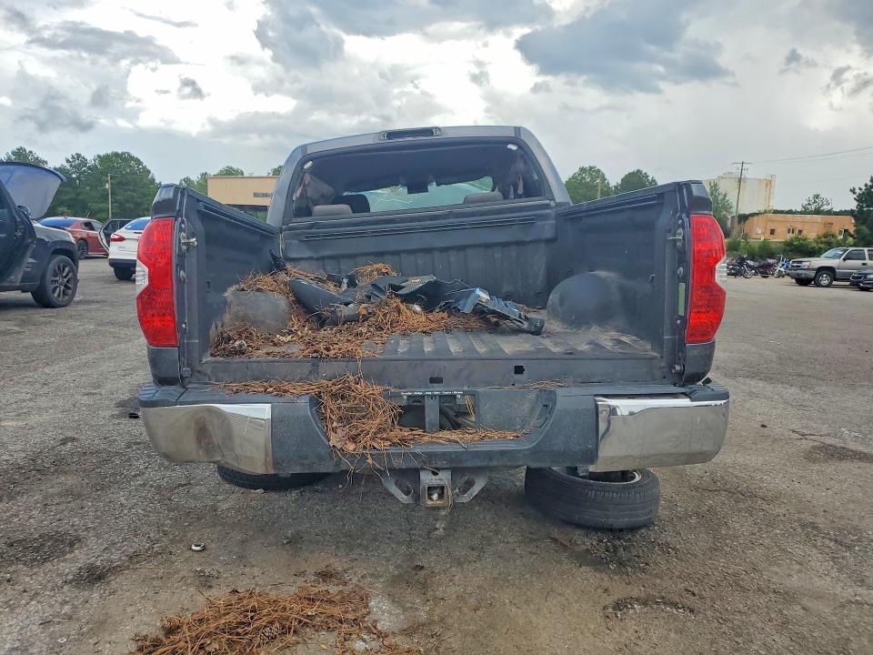 2016 Toyota Tundra SR5