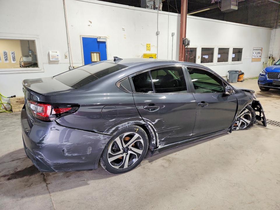 2022 Subaru Legacy Limited xt
