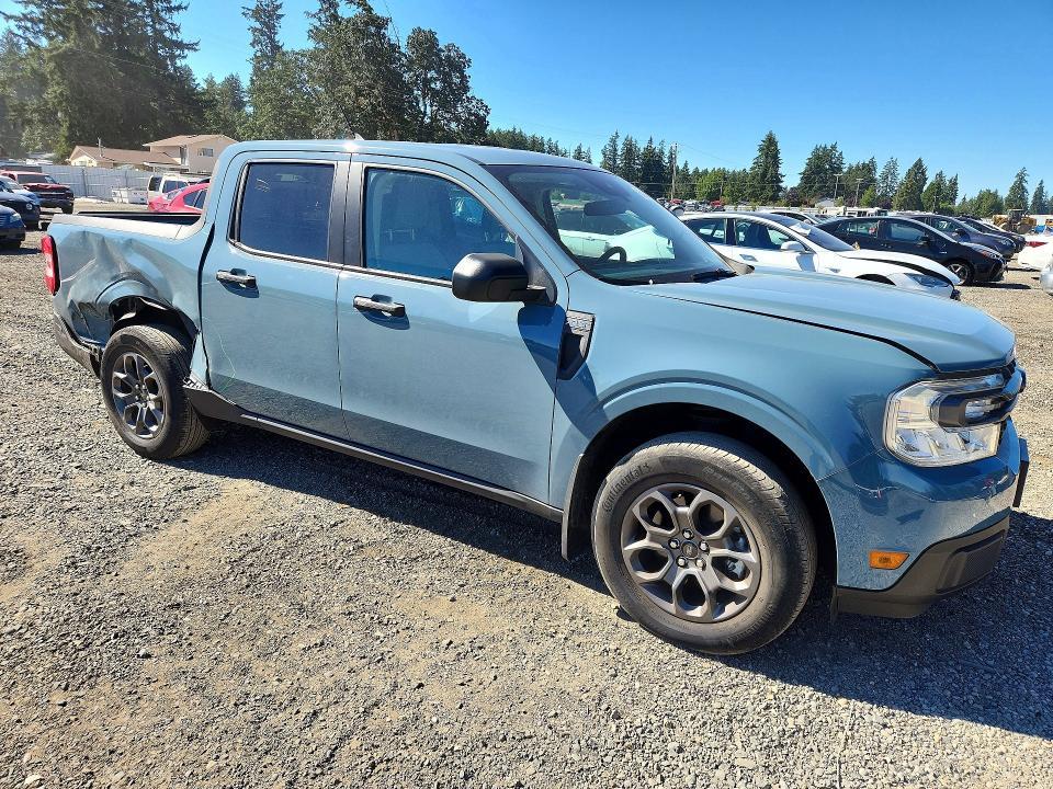 2022 Ford Maverick XL