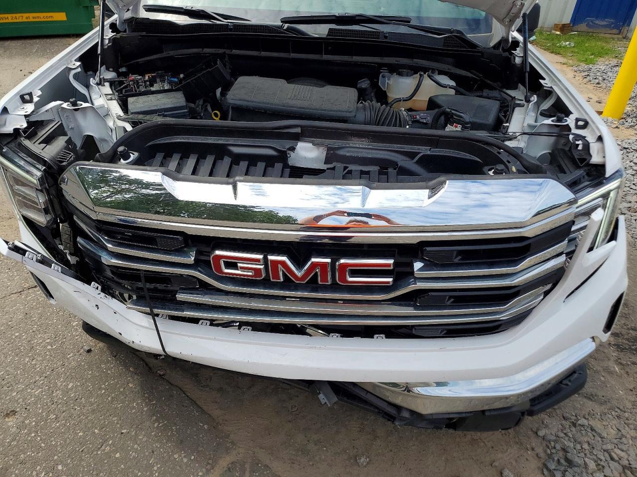 2026 GMC Sierra K1500 SLT