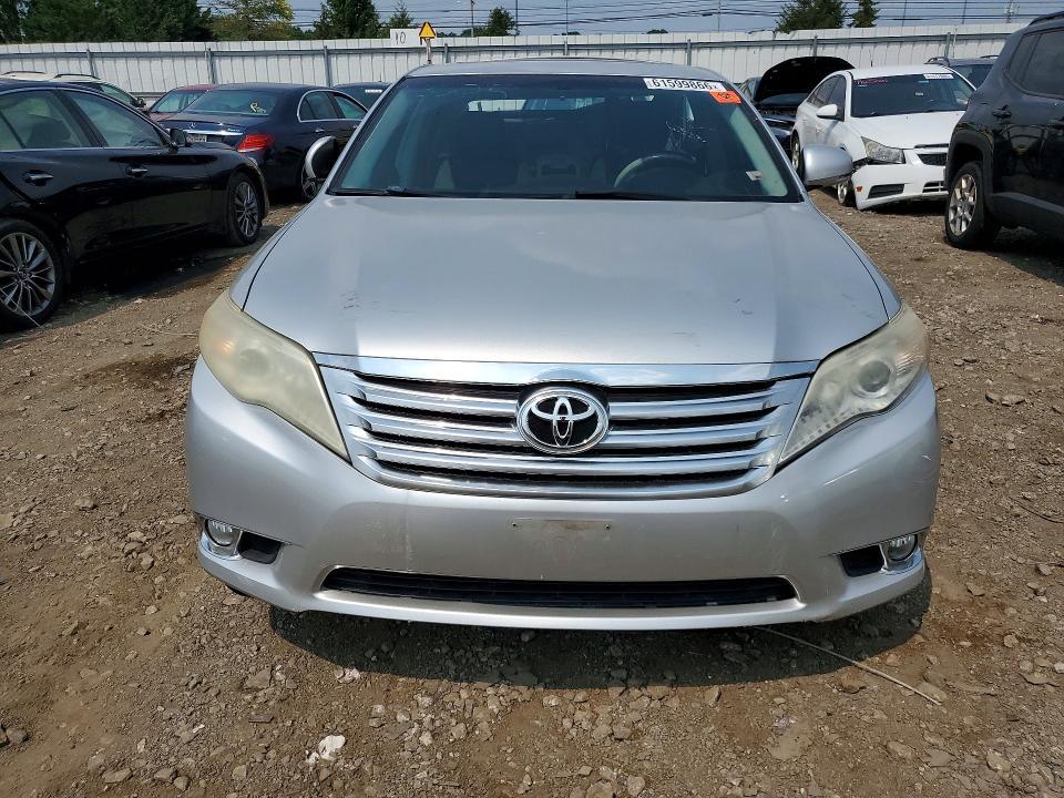 2012 Toyota Avalon Limited