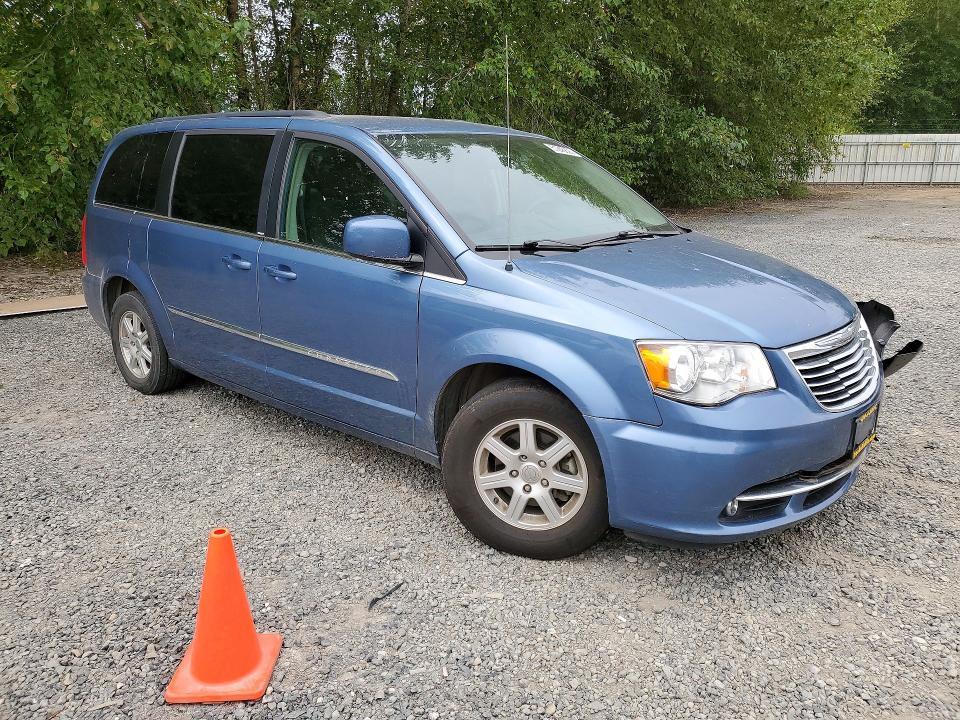 2012 Chrysler Town & Country Touring