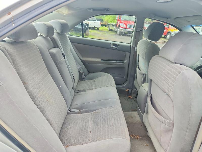 2006 Toyota Camry le