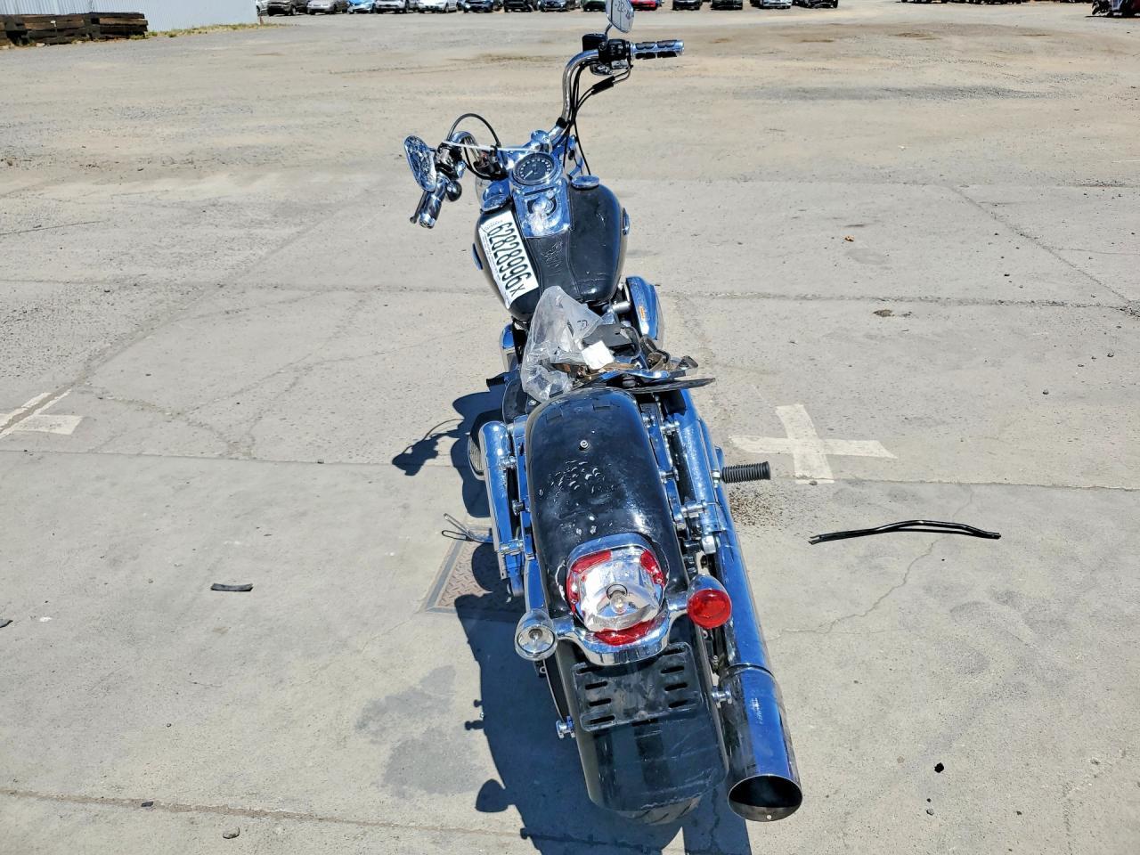 2013 Harley-Davidson FLD Switchback