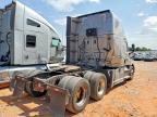 2019 Freightliner Cascadia 126
