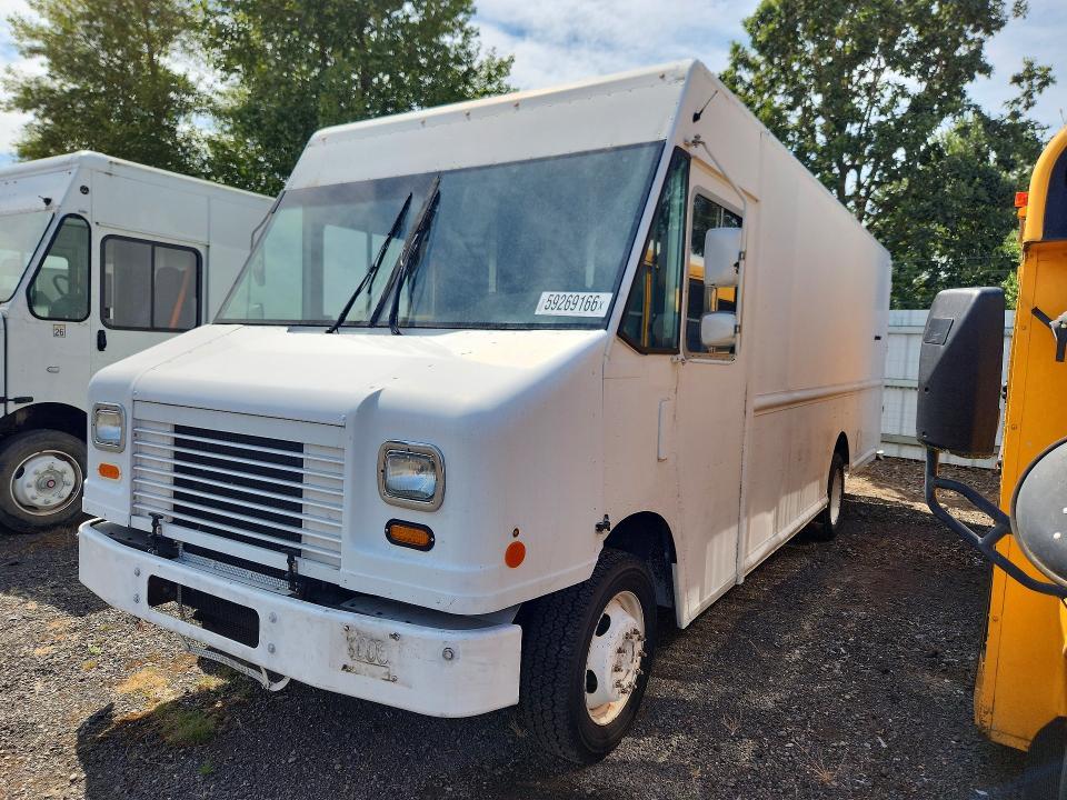 2015 Ford F59 Delivery Truck