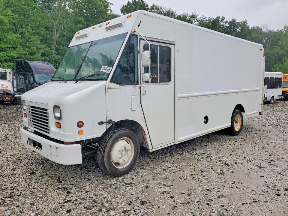 2008 Freightliner MT45 Chassis Delivery Truck