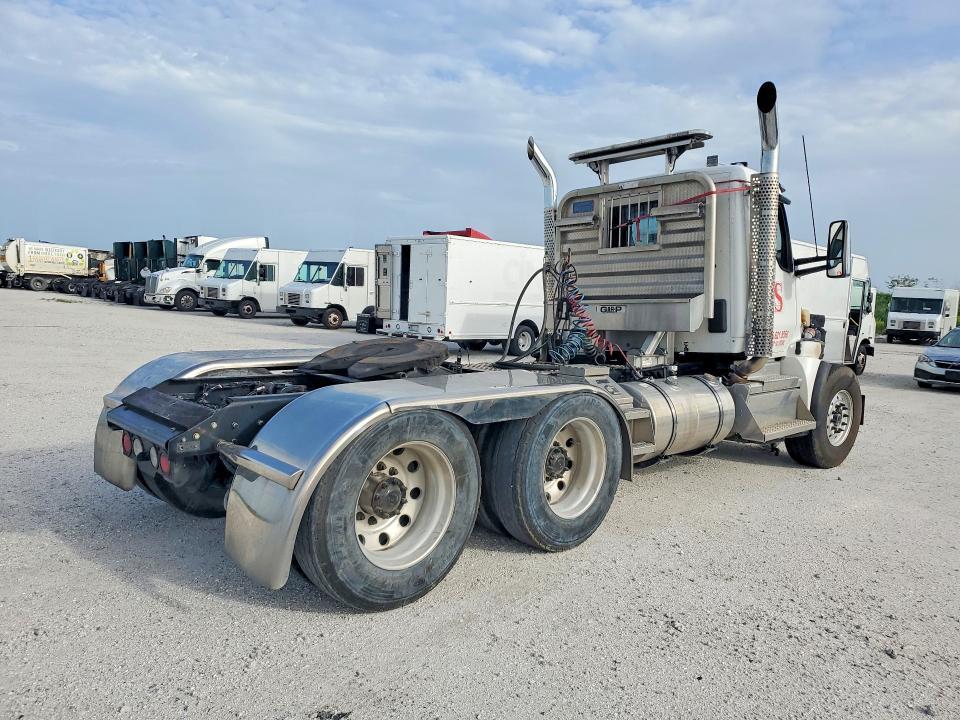 2022 Kenworth T880 Semi Truck