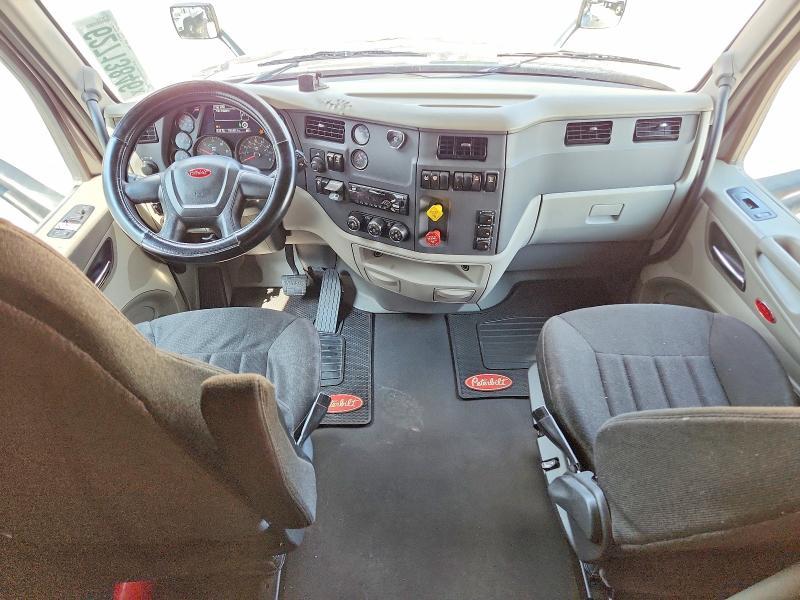 2019 Peterbilt 579