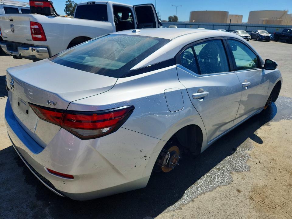 2023 Nissan Sentra sv