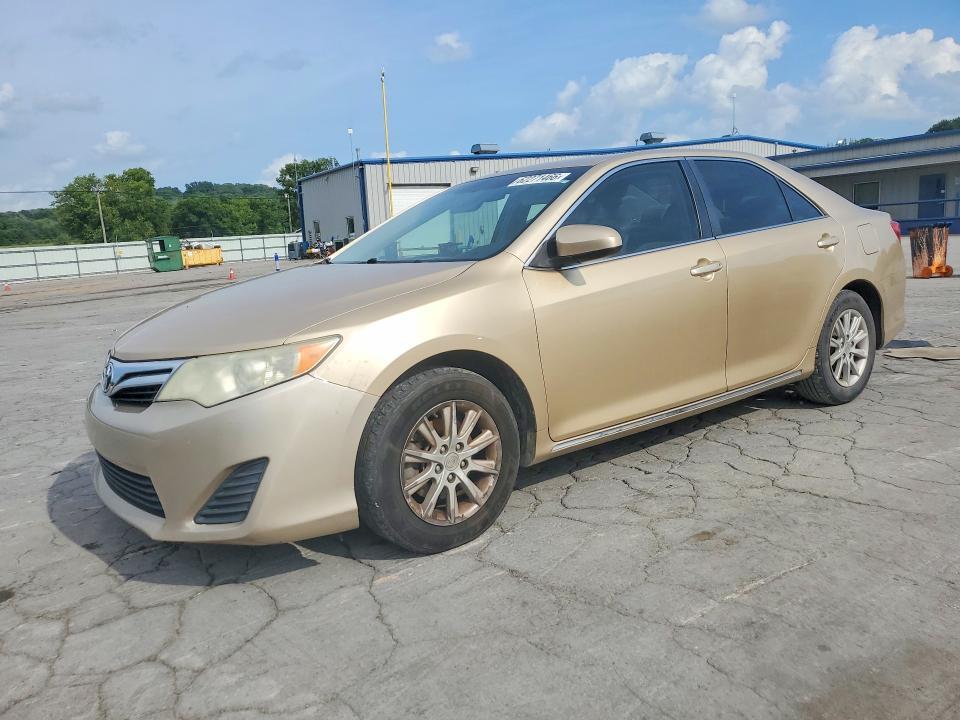 2012 Toyota Camry le