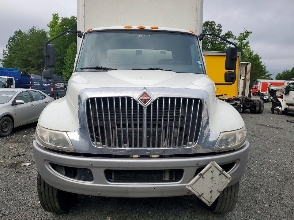 2021 International MV607 BOX Truck