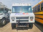 2000 Frht - Freightliner 2000 Freightliner MT45G Chassis Delivery Truck
