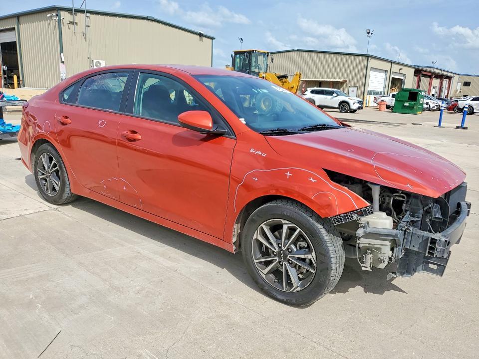 2023 KIA Forte lxs