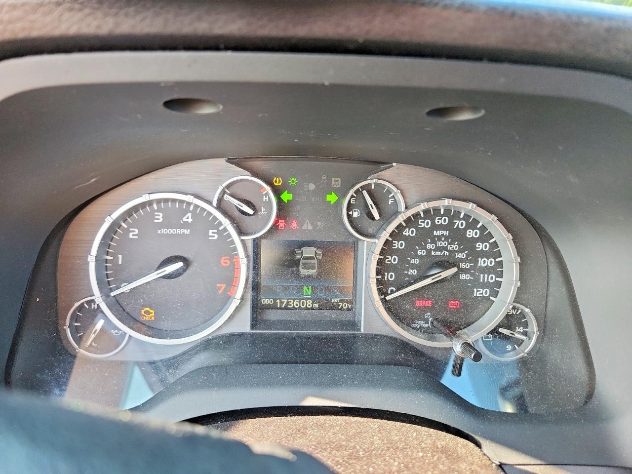 2016 Toyota Tundra SR5