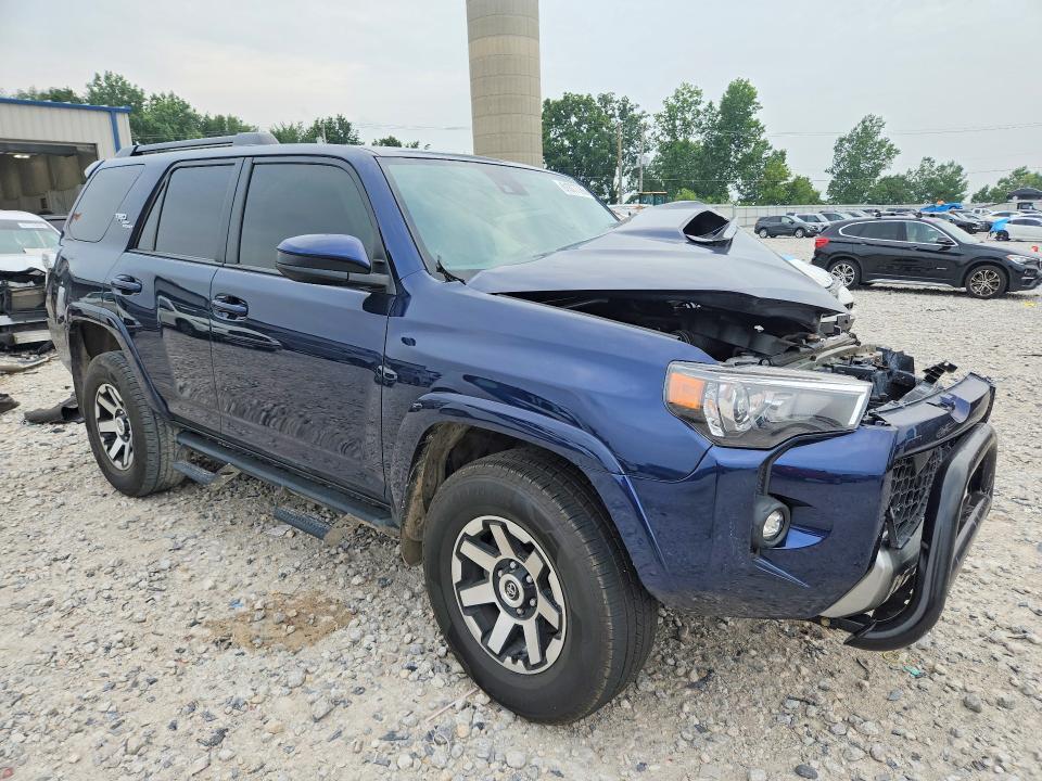 2022 Toyota 4runner trd Off-road