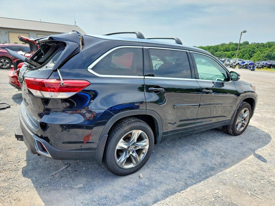 2019 Toyota Highlander Limited Platinum