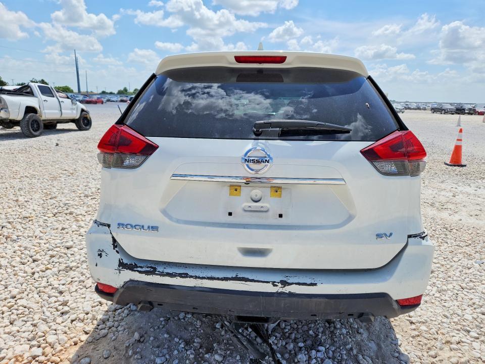 2018 Nissan Rogue sv