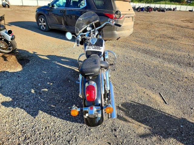 2000 Honda VT750 CD2
