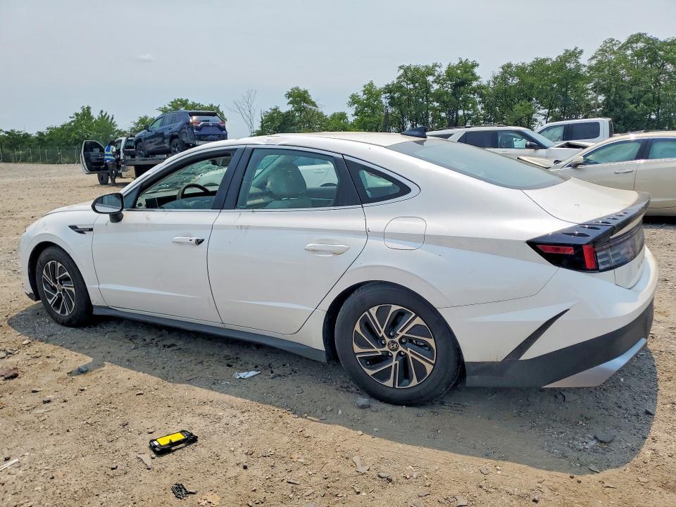 2026 Hyundai Sonata Hybrid Blue