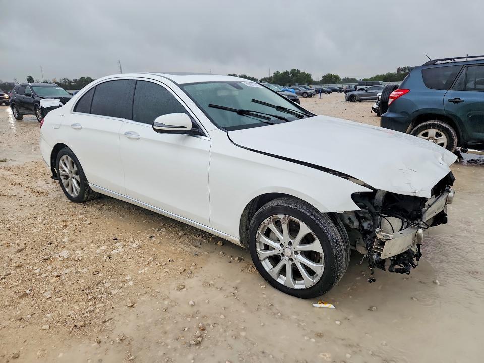 2017 Mercedes-Benz E 300 4matic