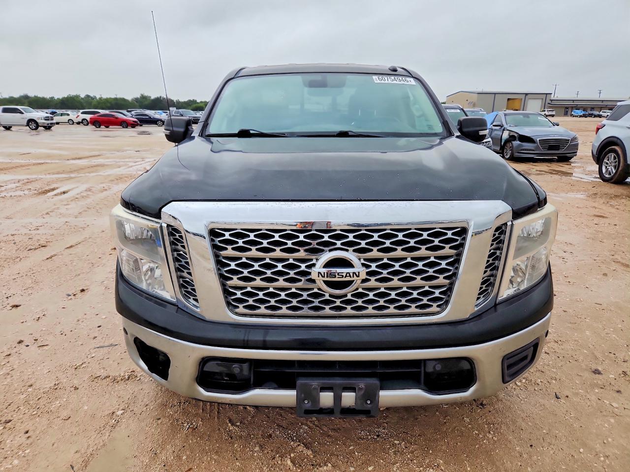 2018 Nissan Titan SV