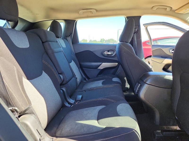 2017 Jeep Cherokee Sport