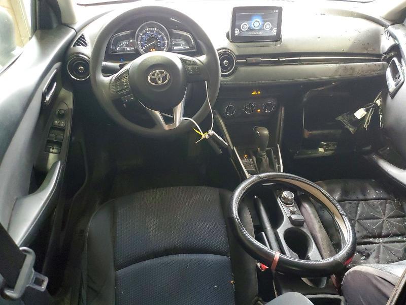 2017 Toyota Yaris ia Base