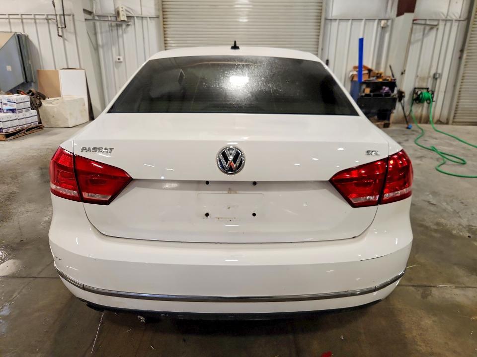 2012 Volkswagen Passat sel