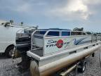 2000 Sun Tracker Super Hawai
