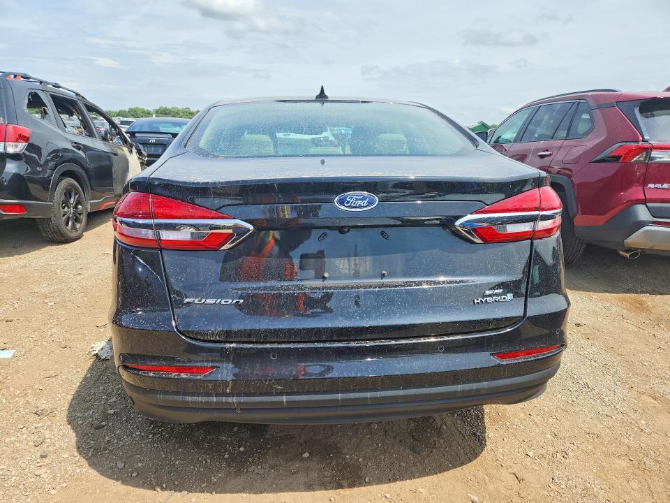 2019 Ford Fusion se