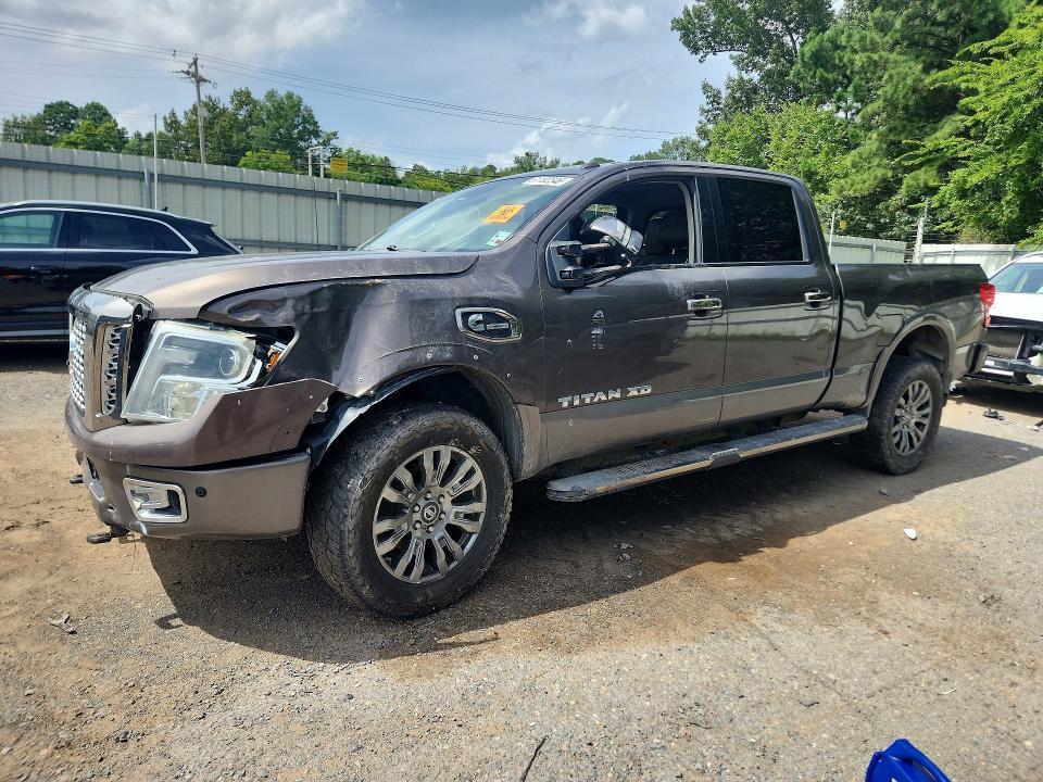 2016 Nissan Titan xd Platinum Reserve