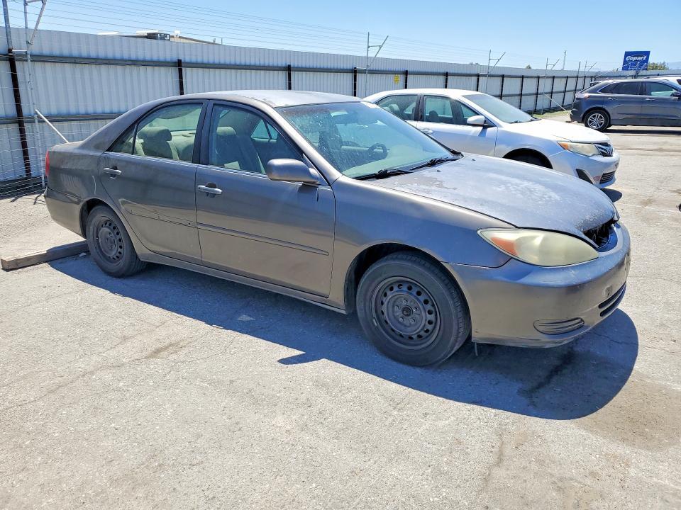 2003 Toyota Camry le