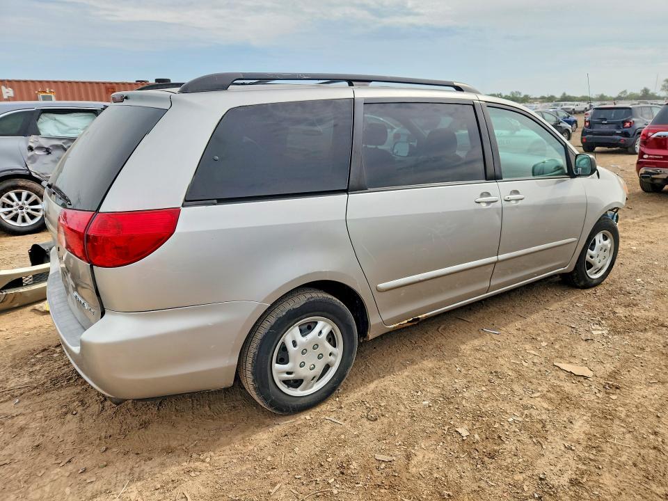 2008 Toyota Sienna le 7-passenger