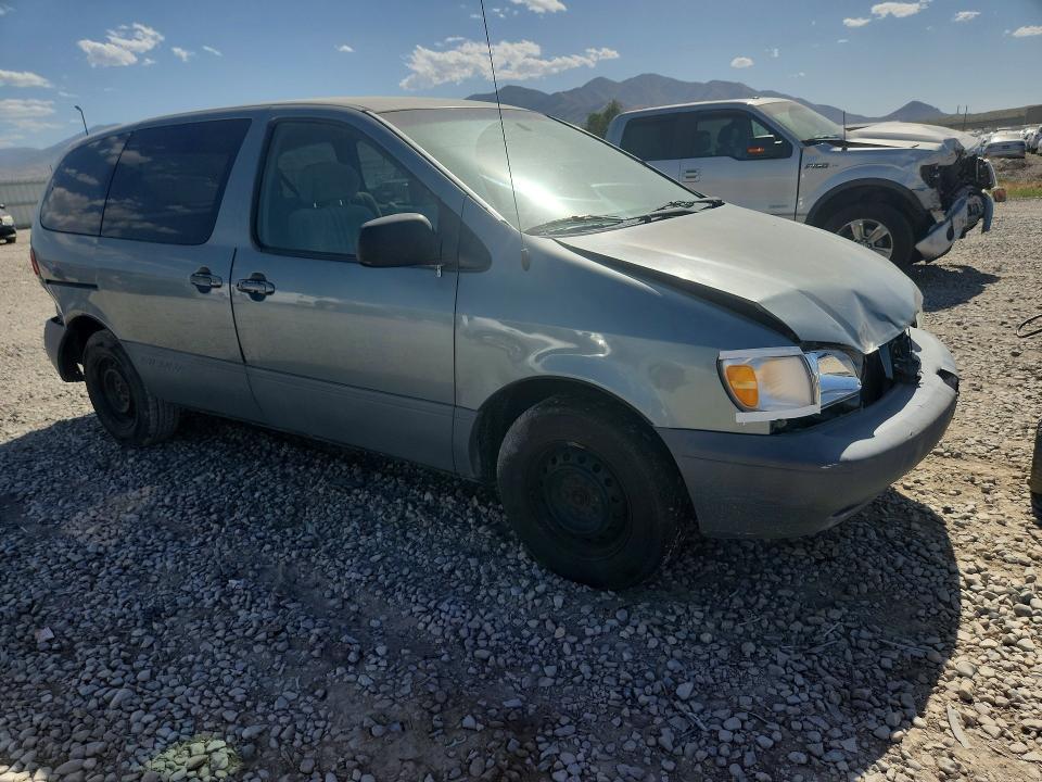2000 Toyota Sienna ce